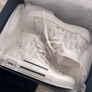 Dior Oblique B23 white on white, sz 37